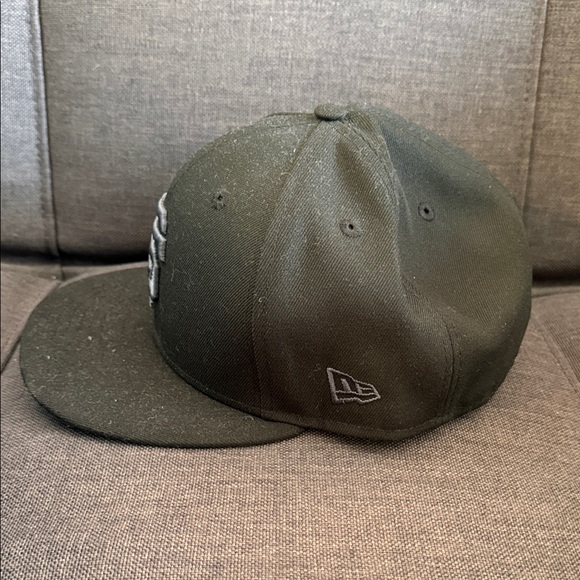 Todd Snyder Olive Cap with Embroidered Logo - Picture 2 of 4